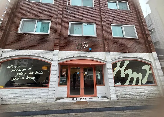 Apartment 오픈특가 홍제역 도보5분, 경복궁 지하철3정거장, 서촌, 북촌 10분이내